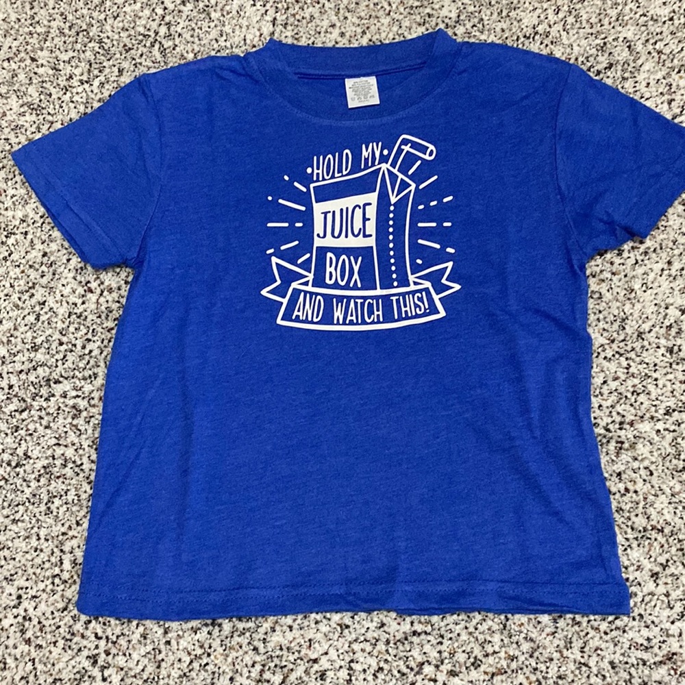 Hold My Juice Box adorable tee NEW XS 4-5